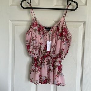 Seductions cute top - never worn size S/P